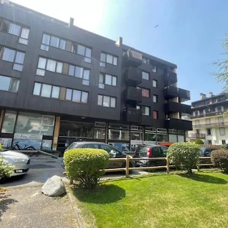 In The Heart Of Close To The Slopes