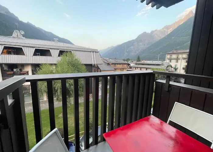 In The Heart Of Close To The Slopes Chamonix